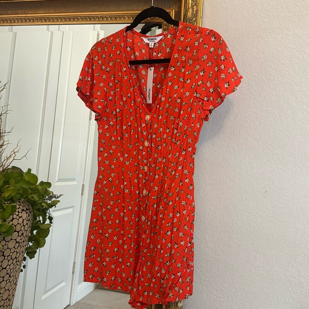 BB Dakota Steve Madden romper, size 2, new with tags.